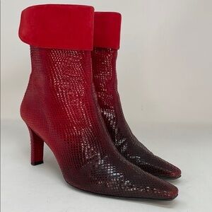 STUART WEITZMAN Boots Red Ombre Animal Print Women's Ankle Boots Size 9.5